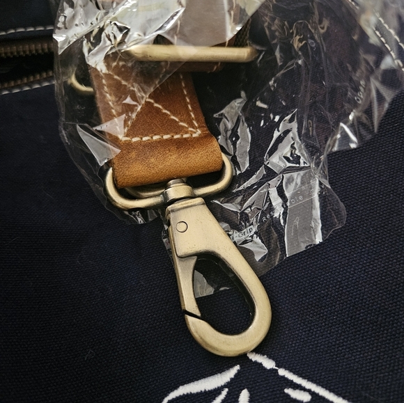 FH Wadsworth Canvas & Leather Strap Duffel Bag - NEW - Picture 9 of 10